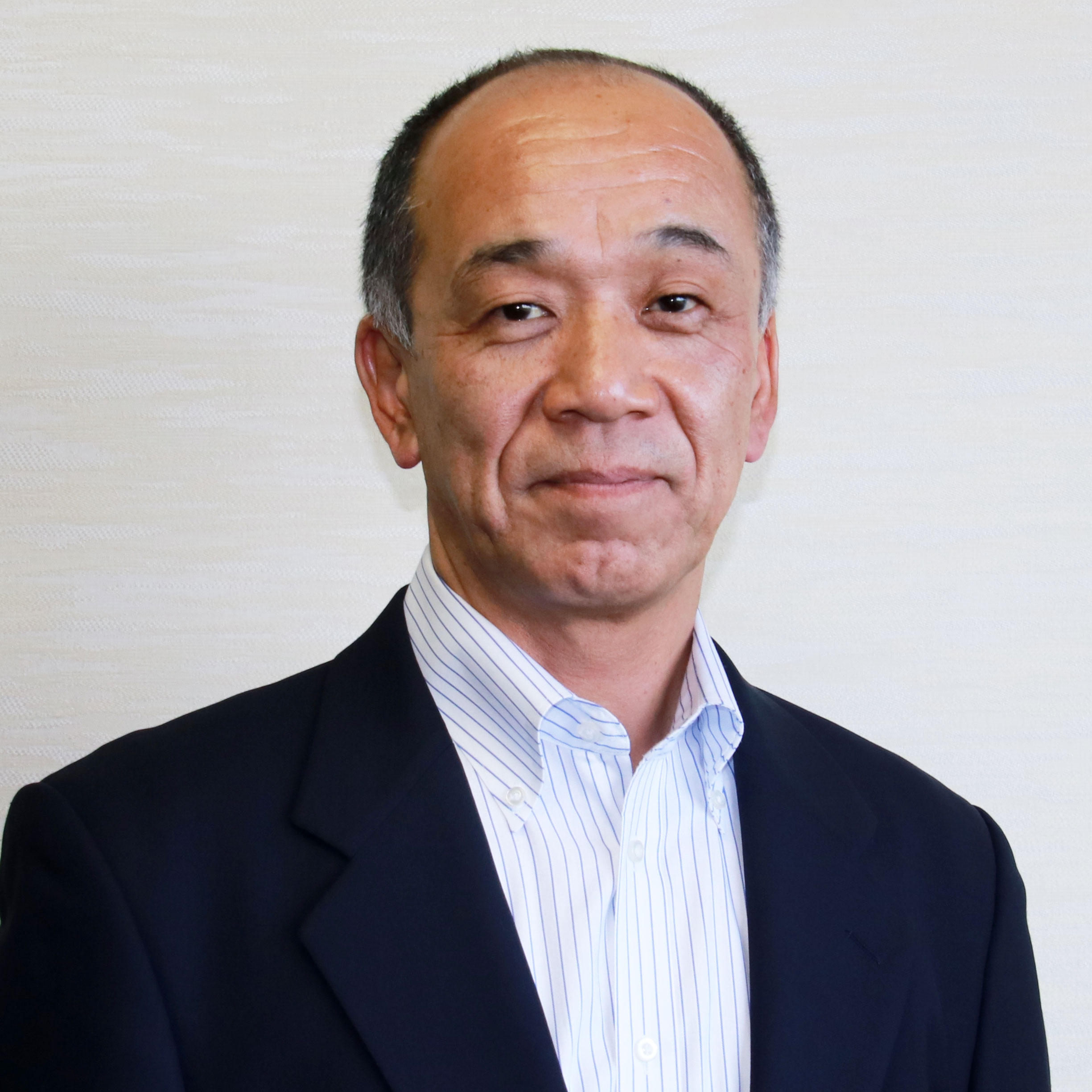 国際武道大学 学長 髙見 令英