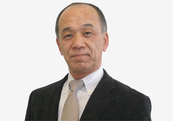 学校法人 国際武道大学 学長 髙見令英